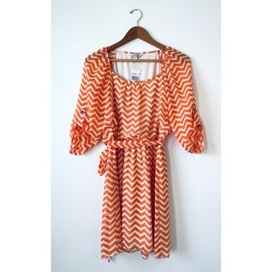 NWT 🌼 Speechless Orange White Chevron Print Dress